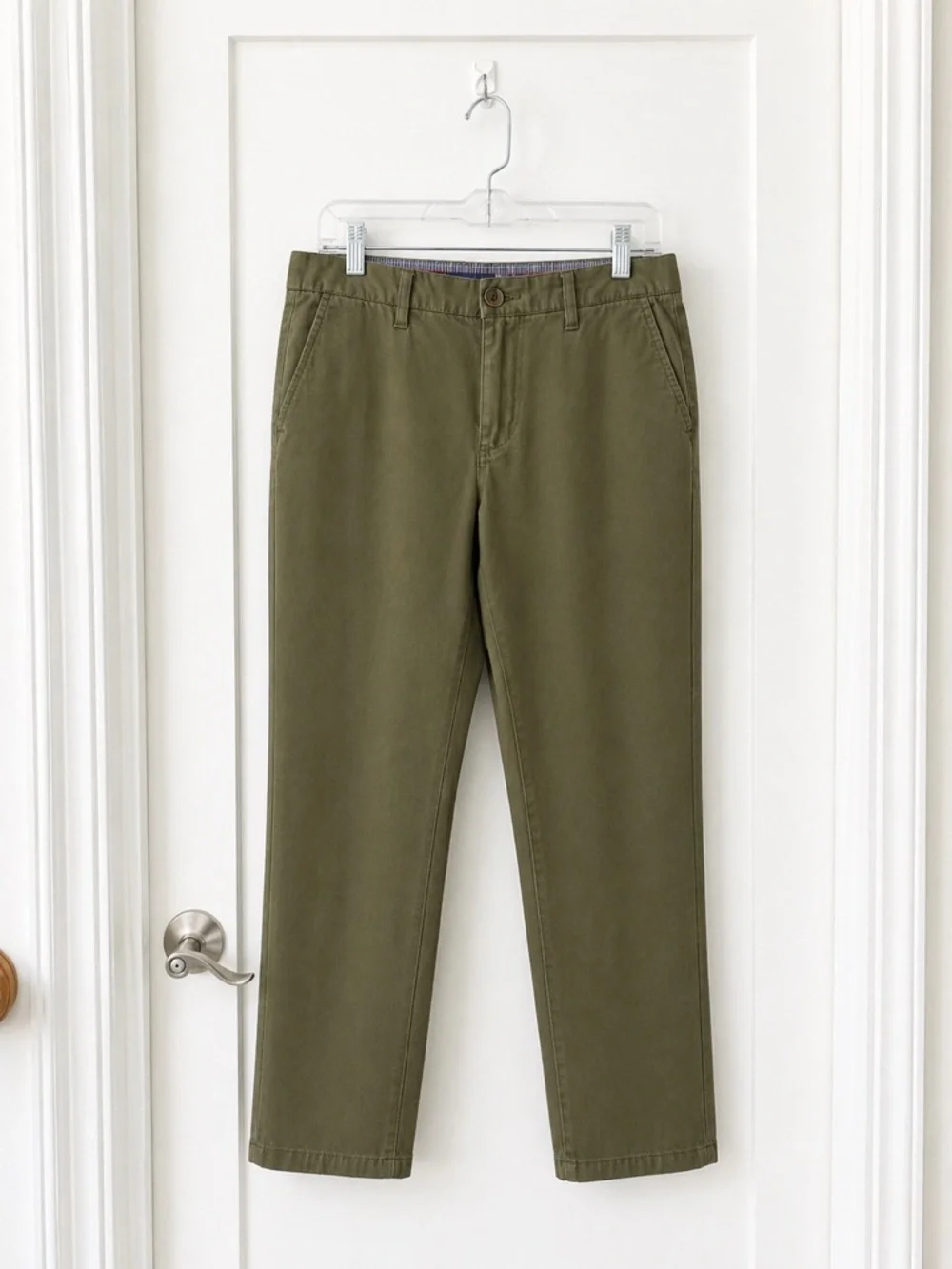 Tommy Hilfiger's rolled-hem chinos - Picture 2 of 3